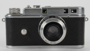 DETROLA CORPORATION: Detrola 400 Leica-copy twin-eyepiece rangefinder camera [#13738], circa 1940, with Wollensak Velostigmat 50mm f3.5 lens. One of an estimated 800 to be produced. - 2