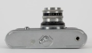 DETROLA CORPORATION: Detrola 400 Leica-copy twin-eyepiece rangefinder camera [#13738], circa 1940, with Wollensak Velostigmat 50mm f3.5 lens. One of an estimated 800 to be produced. - 5