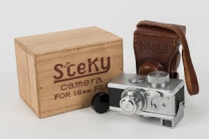 RIKEN OPTICAL: Steky III subminiature camera [#1268 11], circa 1952, with Stekinar 25mm f3.5 lens. Presented in wooden box with leather body casing and metal lens cap.