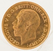 1915 Half Sovereign, George V, St. George reverse, Perth, Unc. - 3