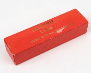LEITZ: Circa 1953 Leicavit SYOOM rapid winder for Leica IIIf or IIIg, in red maker's box.