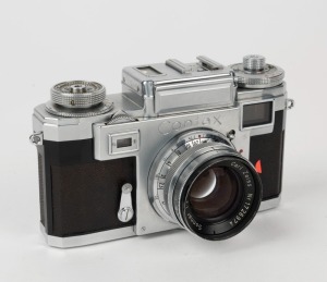 ZEISS IKON: Contax IIIa rangefinder camera [#D 80307], circa 1957, with Sonnar 50mm f2 lens [#1726974].