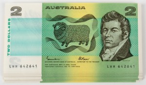 TWO DOLLARS, Johnston/Fraser (1985) (R.89), two consecutive runs of notes LHH 642606/639 and LHH 642641/674; Unc; also $1 (1) and $2 (5) not Unc. (Total: 74).