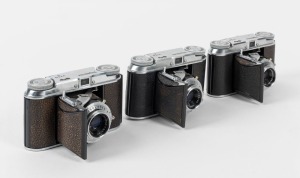 VOIGTLÄNDER: Three 1950s Vito II rangefinder cameras with Color-Skopar 50mm f3.5 lenses - one with Compur-Rapid shutter and metal lens hood, one with Synchro-Compur shutter, and one with Compur-Rapid shutter. (3 cameras)