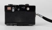 FRANKE & HEIDECKE: Black-body&nbsp;Rollei 35TE compact camera, circa 1980, with Tessar&nbsp;40mm f3.5 lens, rubber lens hood, and wrist strap.&nbsp; - 3