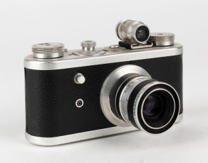 CORFIELD: Periflex 1 Leica-copy rangefinder camera [#520050], circa 1954, with Lumar-X 50mm f3.5 lens [#521137] and periscope finder attachment.