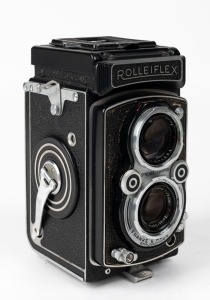 FRANKE & HEIDECKE: Rolleiflex Automat MX-sync TLR camera [#1211017], circa 1951, with Tessar 75mm f3.5 lens [#616113] and Synchro-Compur shutter.