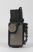FRANKE & HEIDECKE: Rolleiflex 4x4 'Grey Baby'&nbsp;TLR&nbsp;camera [#2049622], circa 1959, with Xenar&nbsp;60mm f3.5 lens [#5655792] and&nbsp;Synchro-Compur&nbsp;shutter, with plastic lens cap. - 4