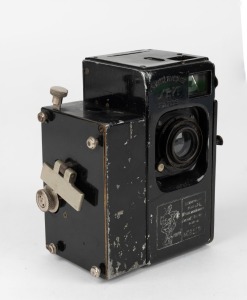 DEBRIE: Sept I spring-motor drive camera [#L02703] for still photography or cine sequences, circa 1923.