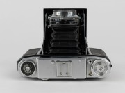 ZEISS IKON: Circa 1953 Super Ikonta III 531/16 horizontal-folding camera [#D 24910], with Novar 75mm f3.5 lens and Synchro-Compur shutter. - 4