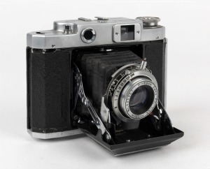 MAMIYA: Mamiya-6 IV horizontal-folding camera [#75651], circa 1947, with Olympus Zuiko F.C. 75mm f3.5 lens [#626567] and Copal shutter.