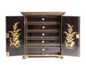 A Chinese export lacquer table cabinet, Qing Dynasty 18th century, 39cm high, 37cm wide