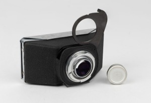 ZEISS IKON: Steritar B 813 attachment for Contaflex cameras, circa 1957, with metal lens cover and rear cap.