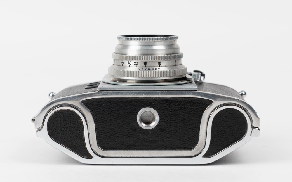 IHAGEE: Rare type 2 Exa SLR camera [#240561], circa 1954, with