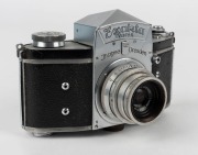 IHAGEE: Exakta Varex SLR camera [#673 889], circa 1950, with Tessar&nbsp;50mm f3.5 lens [#3251969].