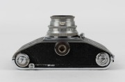 IHAGEE: Exakta Varex SLR camera [#673 889], circa 1950, with Tessar&nbsp;50mm f3.5 lens [#3251969]. - 5