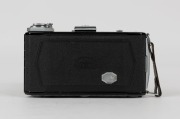 ZEISS IKON: Ikonta C 521/2 vertical-folding camera [#N 3276 *], circa 1949, with Tessar 105mm f3.5 lens [#42399] and Compur-Rapid shutter. - 3