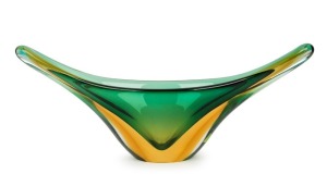 SEGUSO green and amber sommerso Murano glass bowl, 16cm high, 39.5cm wide.