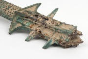 An archaic Chinese bronze sword hilt, ​​​​​​​20.5cm long - 4