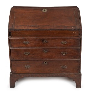 A Georgian oak fall-front bureau with fitted compartments, 18th century, 104cm high, 92cm wide, 48cm deep