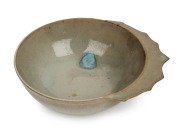An antique Chinese celadon glazed brush washer vessel, Sung Dynasty, ​​​​​​​6.5cm high, 20.5cm wide - 2