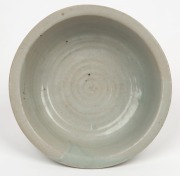 An antique Chinese Sung porcelain bowl, 12th/13th century, 6.5cm high, 17.5cm diameter - 3