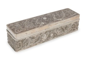 WANG HING & Co. Chinese export silver box with dragon decoration, 19th/20th century, stamped "W.H. 90" with seal mark, 15cm wide, 193 grams
