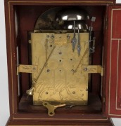 HENRY KEMP of&nbsp;London, fine scarlet lacquered bell top spring table clock,&nbsp;circa 1775. - 5