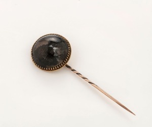 A rare antique Essex crystal hand-painted dog stick pin, mounted in 15ct gold, 19th century, 6.4cm high