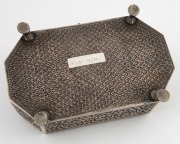 An antique Indian silver casket with lion paw feet, 19th/20th century, ​​​​​​​11cm high, 20cm wide, 628 grams - 5