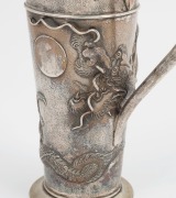 An antique Chinese export silver cocktail shaker with dragon decoration, 19th/20th century, seal mark to base, ​​​​​​​26cm high, 530 grams - 3