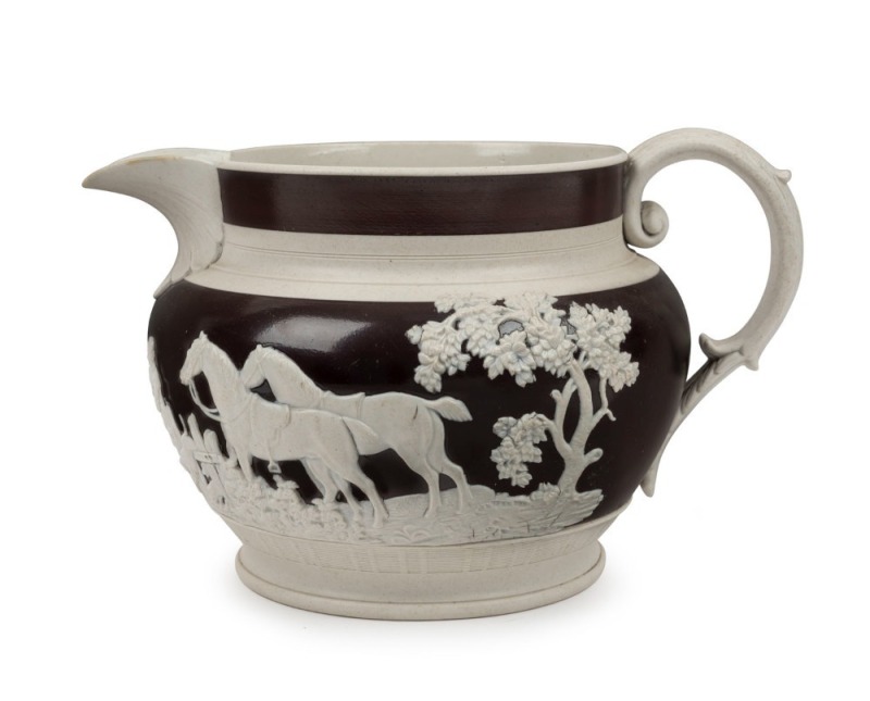 CHETHAM & WOOLLEY antique Staffordshire porcelain ale jug adorned with hunting scene, circa 1810, 13cm high, 21cm wide