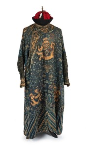 Antique Chinese dragon robe and hat, Qing Dynasty, 18th/19th century, (2 items), ​​​​​​​the robe 129cm long