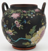 WEDGWOOD chinoiserie antique English basalt porcelain vase, beautifully decorated with enamel in the Chinese style, 19th century, Note: Missing lid, impressed mark to base, 19cm high, 19cm wide - 3