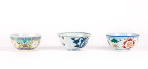 Group of 3 antique chinese porcelain bowls. Ming & Ching. Approx 5.5 x 11cm each
