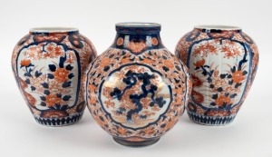 Three antique Chinese Imari vases, 19th century, the largest 22cm high
