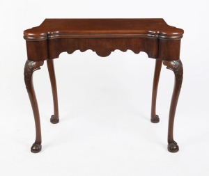 An English mahogany fold-over card table, made in the Georgian II style, late 19th century, 75cm, high, 90cm wide, 43cm deep (86cm open)