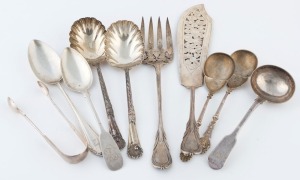 Sterling silver and Continental silver serving utensils, 19th and 20th century, (10 items), 740 grams total