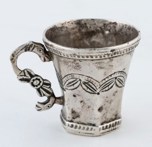 An 18th century Spanish silver cup with dragon handle, 5cm high, 52 grams