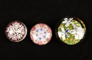 Three assorted antique and vintage paperweights, the largest 8cm wide - 2