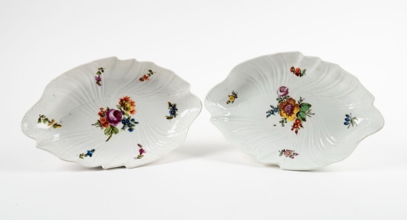 ROYAL VIENNA pair of antique floral porcelain dishes, 19th century, ​​​​​​​26cm wide