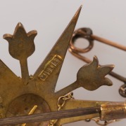 LAMBORN & WAGNER antique Australian 15ct gold star brooch, set wit seed pearls, 19th century, stamped "15" flanked by pictorial marks, 3.5cm wide, 5.9 grams - 2