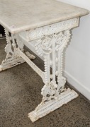 Antique cast iron garden table with marble top, 19th century, 73cm high, 122cm wide, 62cm deep. - 5