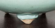 An antique Chinese bowl with turquoise glaze on three feet, in the Ming style, ​​​​​​​10cm high, 24cm diameter - 8