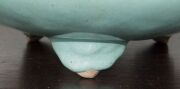 An antique Chinese bowl with turquoise glaze on three feet, in the Ming style, ​​​​​​​10cm high, 24cm diameter - 9