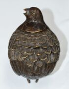 A Japanese bronze quail censer, together with a Blanc de Chine Guanyin&nbsp;statue, late 20th century, (2 items), 13cm and 23cm high - 3