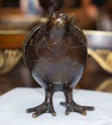 A Japanese bronze quail censer, together with a Blanc de Chine Guanyin&nbsp;statue, late 20th century, (2 items), 13cm and 23cm high - 5