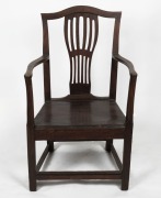 A Georgian elm armchair, 18th century, 62cm across the arms - 2