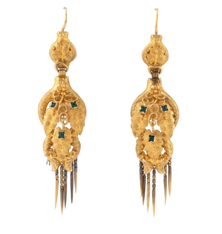 LAMBORN & WAGNER of Melbourne, stunning pair of antique 18ct yellow gold earrings, set with emeralds in leaf motif, adorned with tasselled fringe, 19th century, stamped "L&W" with star marks, 6.5cm high overall, 9.8 grams