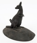 GERRY WEDD&nbsp;"Kanguru" pottery sculpture, titled on base, incised "Wedd, 2013", ​​​​​​​18cm high